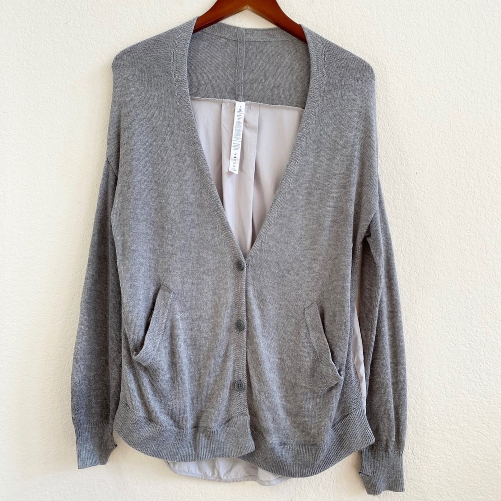 Lululemon Athletica Cardigan Sweater Size 6 Gray Button Front Long Sleeve